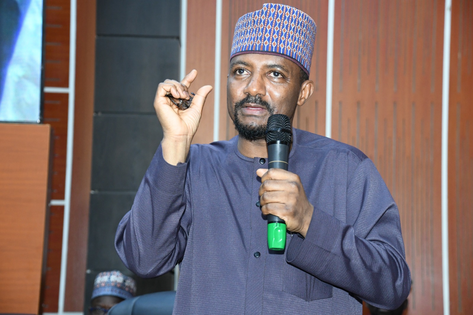 CCB CHAIRMAN REITERATES ETHICAL STANDARDS AT COHEADS RETREAT.